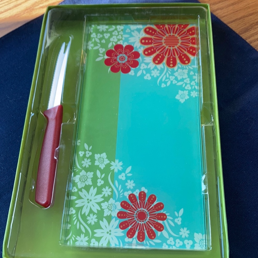 Cheese board and knife set - new in box!